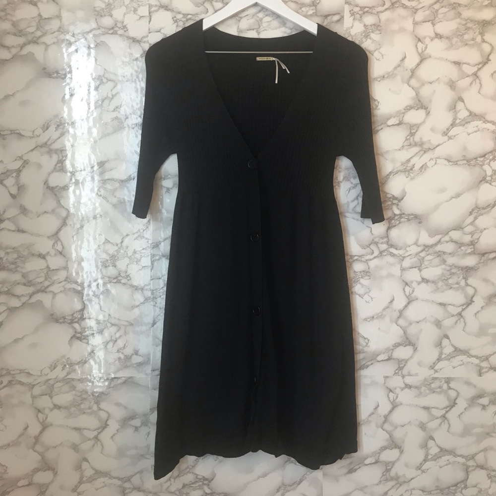 Max Studio 3/4 Sleeve Long Sweater